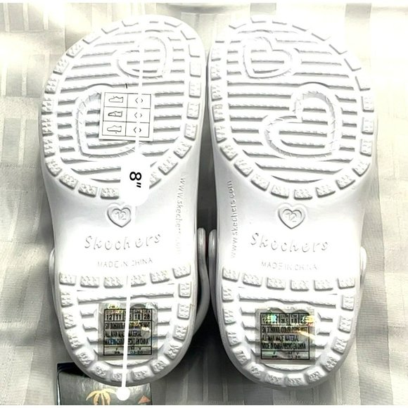 Skechers Youth Girls Heart Charmer Clogs, color white, size 12 - Picture 3 of 10